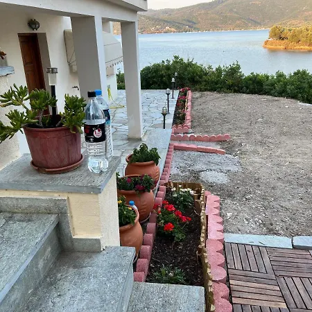 Sea House Koukouleika * 밀리나
