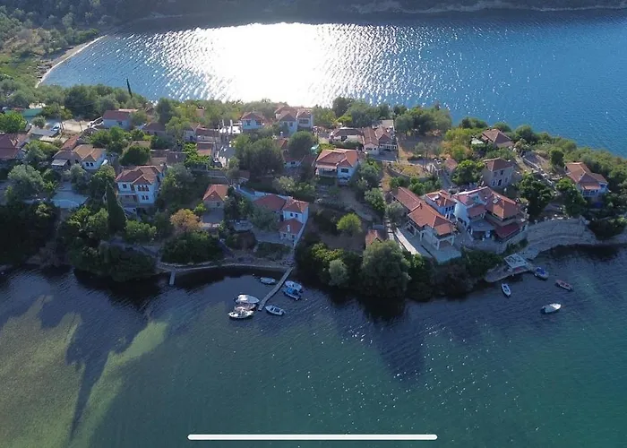 Sea House Koukouleika 밀리나