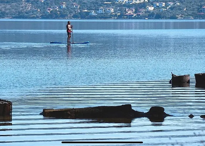 Sea House Koukouleika 펜션 *